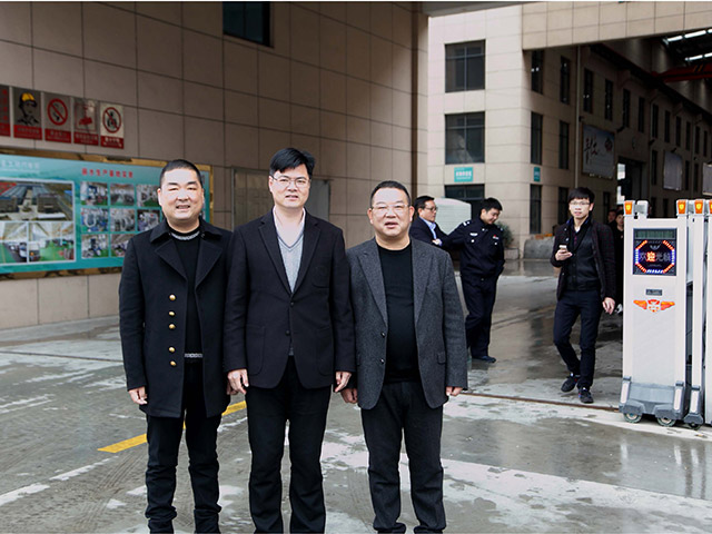 Secretary of Longwan District Committee